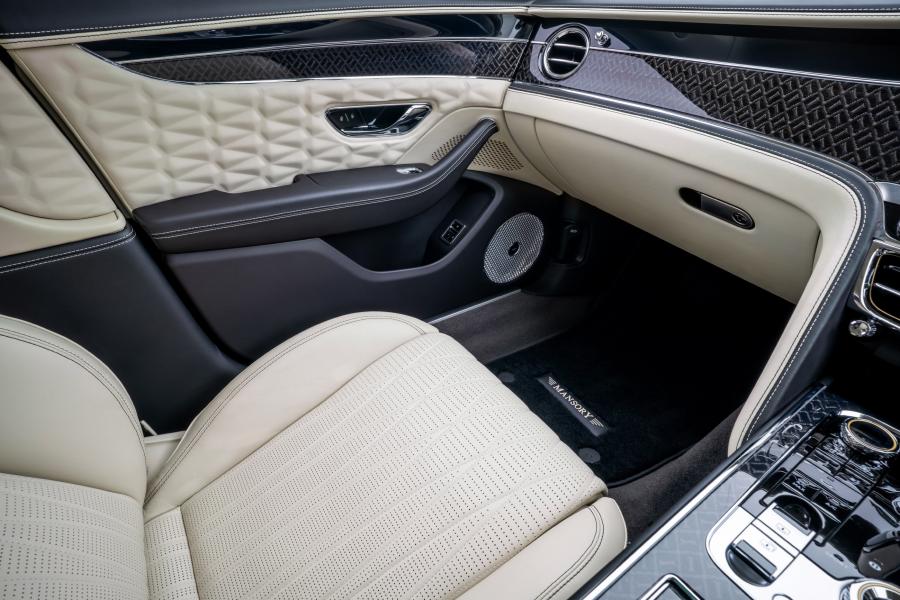 Интерьер Bentley Flying Spur by Mansory 2020 года  (фото 10 из 10)